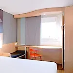 이비스 도메닐 포르트 도레 파리