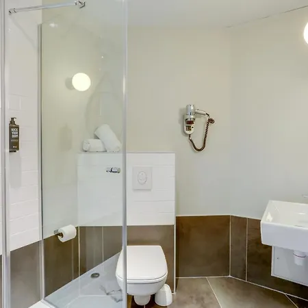 酒店 多梅尼斯波特多利宜必思酒店