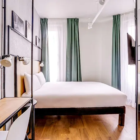 多梅尼斯波特多利宜必思酒店 3*