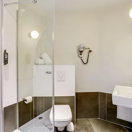 多梅尼斯波特多利宜必思酒店 3*