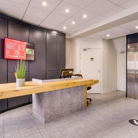 多梅尼斯波特多利宜必思酒店 酒店 巴黎