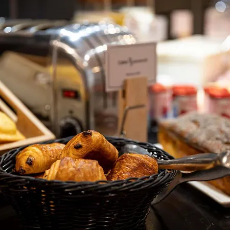 Ibis Daumesnil Porte Doree Hotel 3*