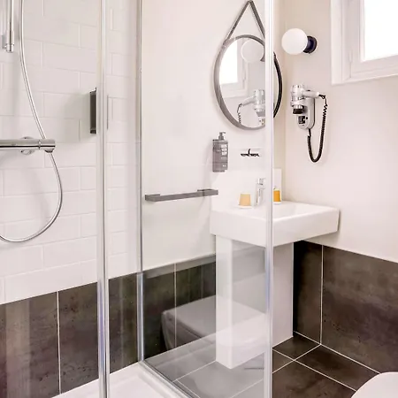 イビス ドメニル ポルト ドレー ホテル