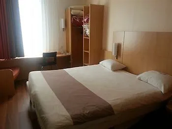 多梅尼斯波特多利宜必思酒店