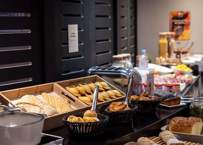 Ibis Daumesnil Porte Doree Hotel 3*