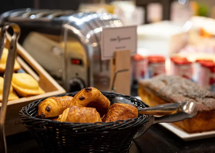 Ibis Daumesnil Porte Doree Hotel 3*