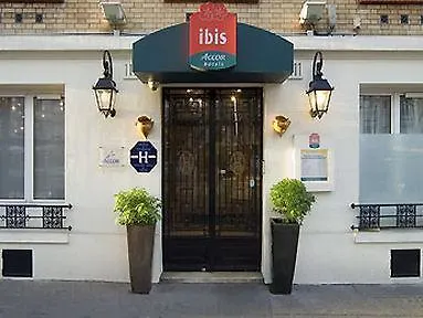 Ibis Daumesnil Porte Doree Hotel 3*