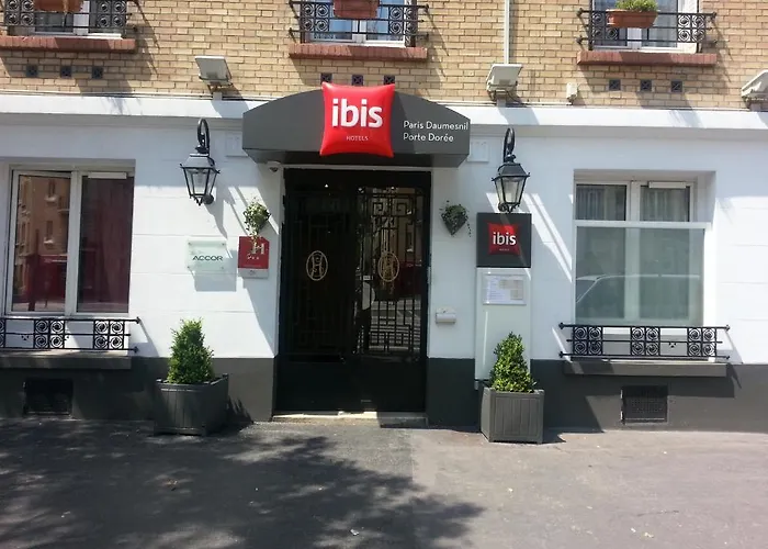 Ibis Daumesnil Porte Doree Hotel
